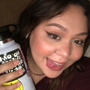 Meet your Posher, Ariana